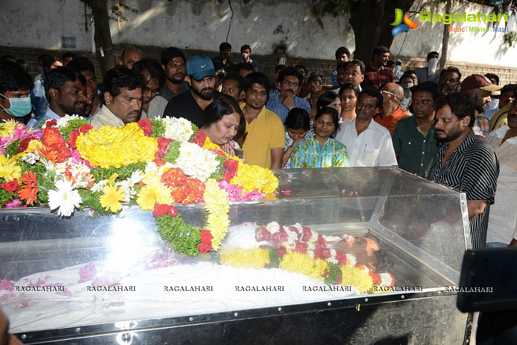 Celebrities pay homage to MS Narayana (Set 2)