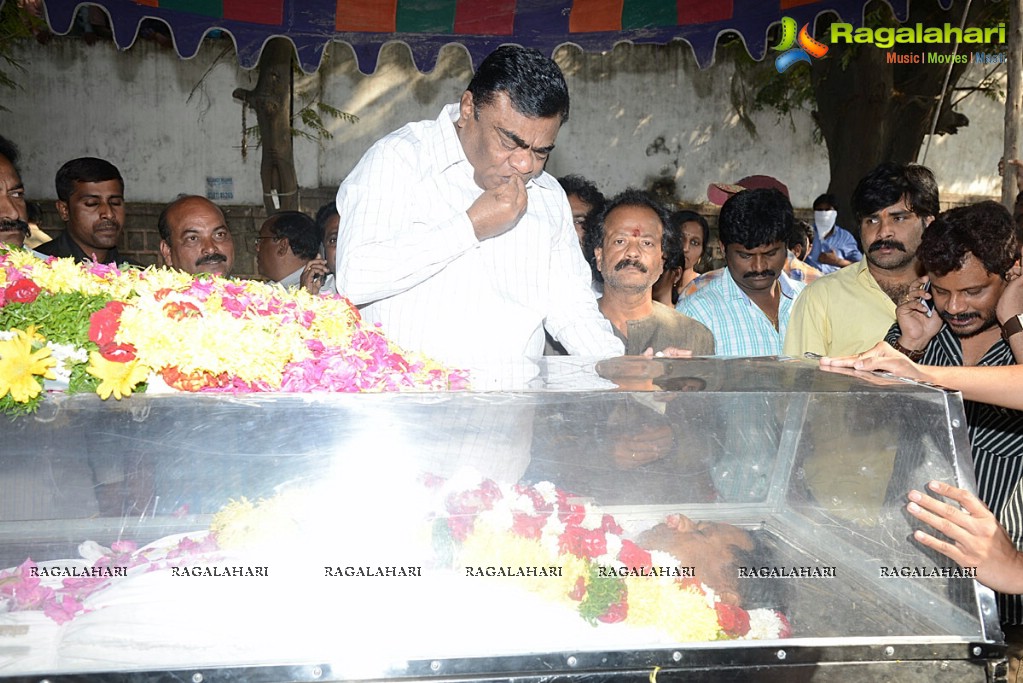 Celebrities pay homage to MS Narayana (Set 2)