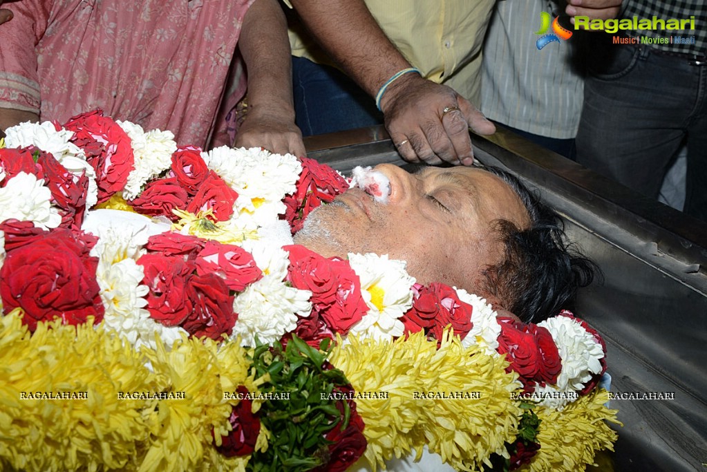 Celebrities pay homage to MS Narayana (Set 2)