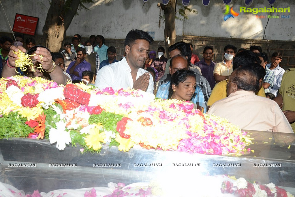 Celebrities pay homage to MS Narayana (Set 2)