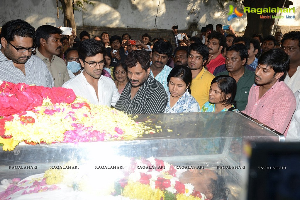 Celebrities pay homage to MS Narayana (Set 2)