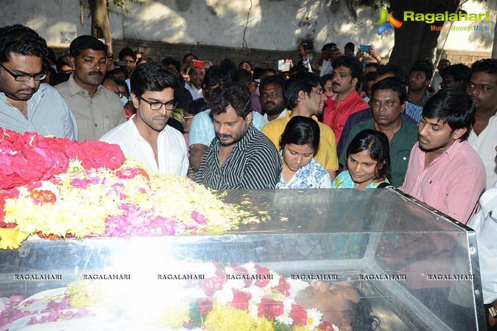 Celebrities pay homage to MS Narayana (Set 2)