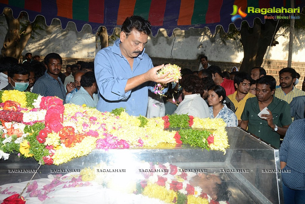 Celebrities pay homage to MS Narayana (Set 2)