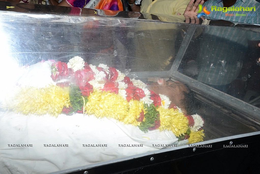 Celebrities pay homage to MS Narayana (Set 2)