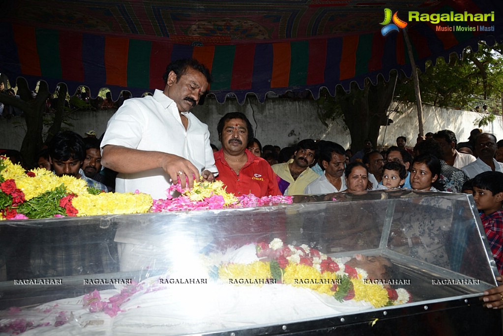 Celebrities pay homage to MS Narayana (Set 2)