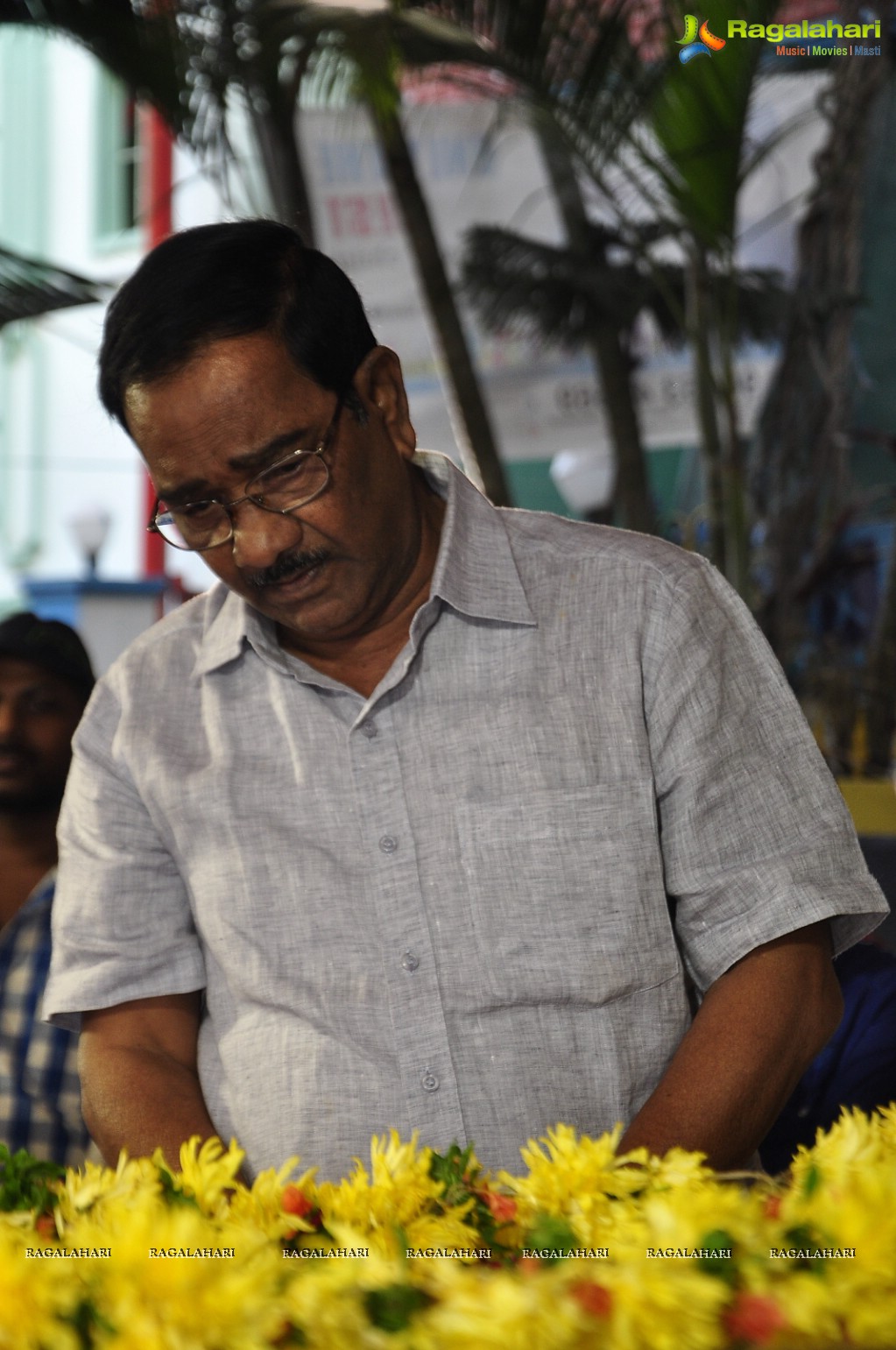 Celebrities pay homage to MS Narayana (Set 1)