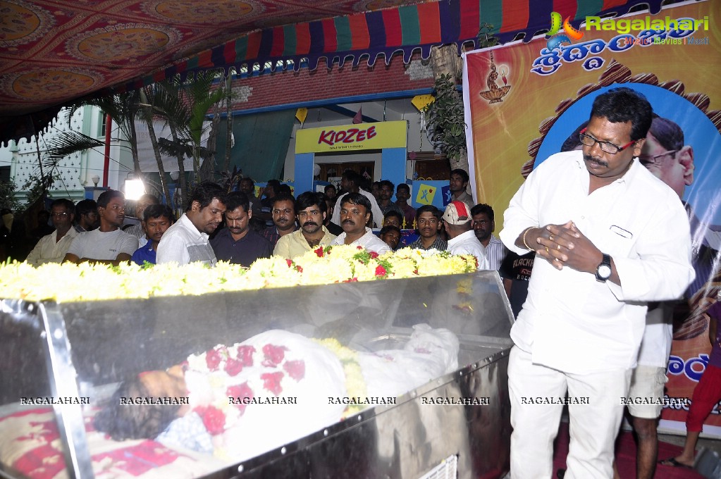 Celebrities pay homage to MS Narayana (Set 1)