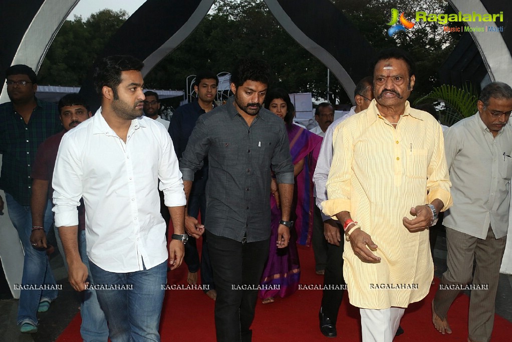 Nandamuri Family at NTR Ghat