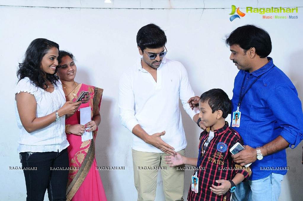 Fans Meets Ram Charan