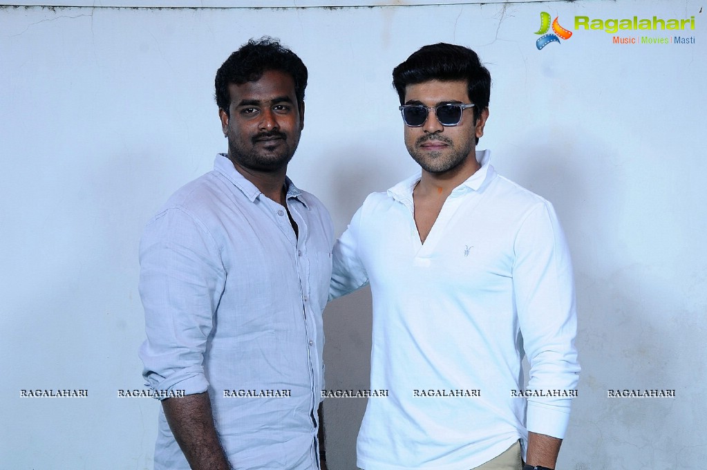 Fans Meets Ram Charan