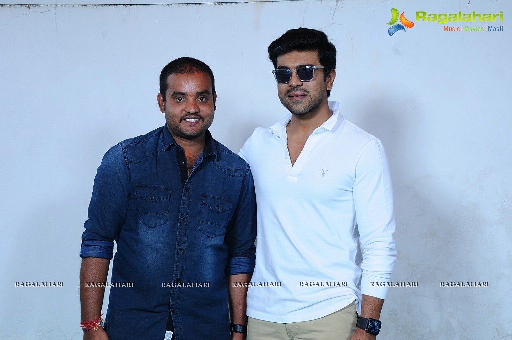 Fans Meets Ram Charan