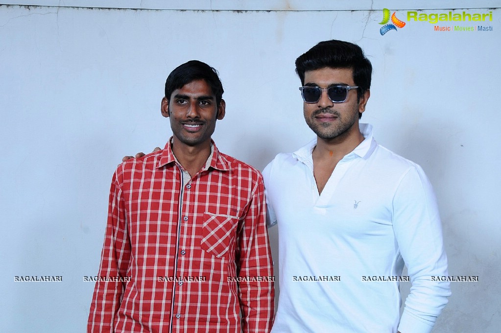 Fans Meets Ram Charan