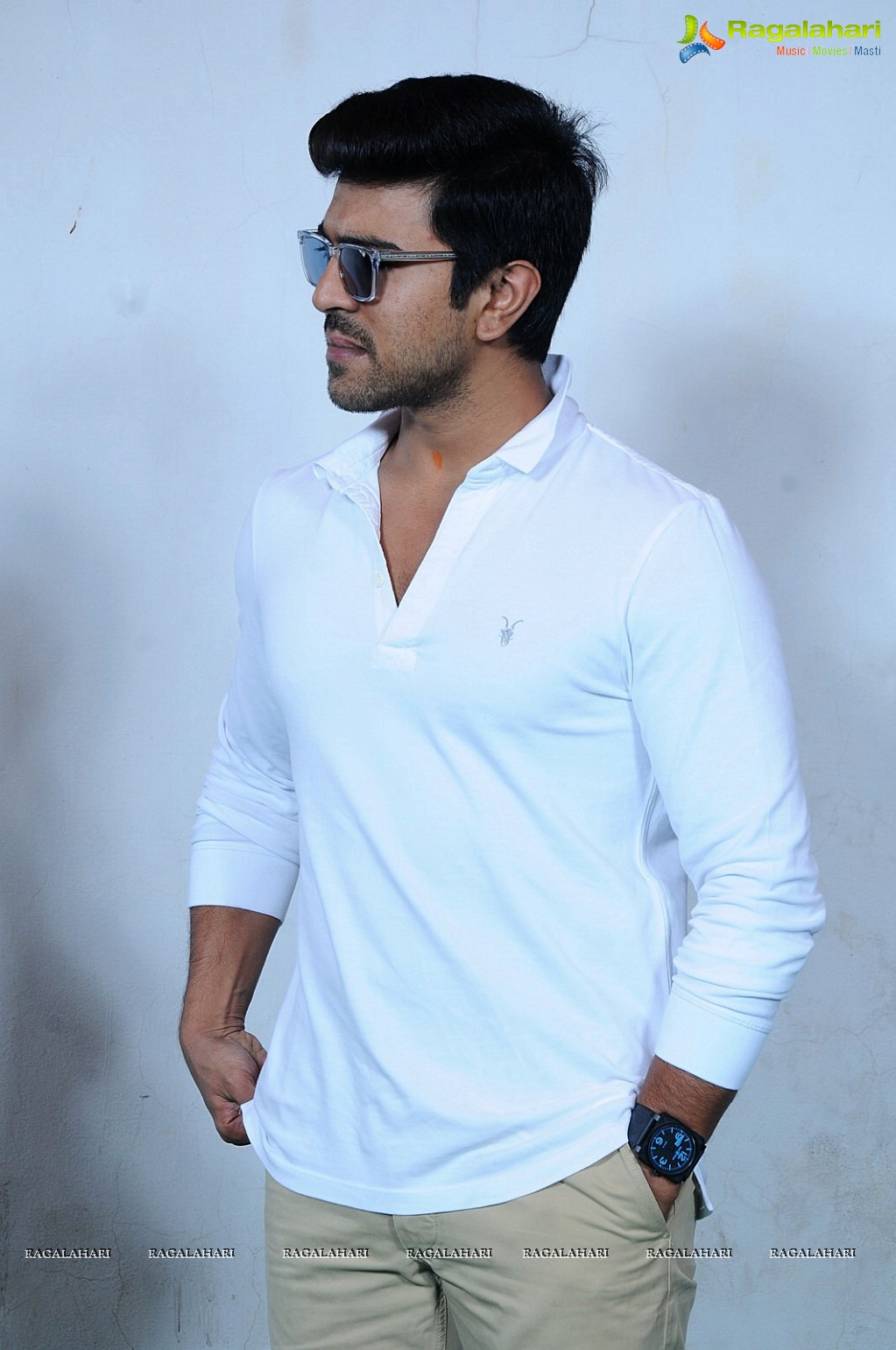 Fans Meets Ram Charan