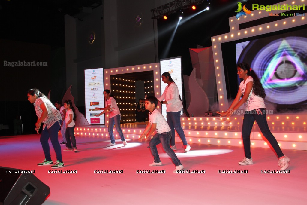 Launch of Aayana - The School of Dance by Rohan Rokade