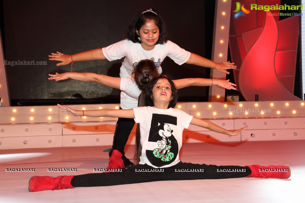 Launch of Aayana - The School of Dance by Rohan Rokade