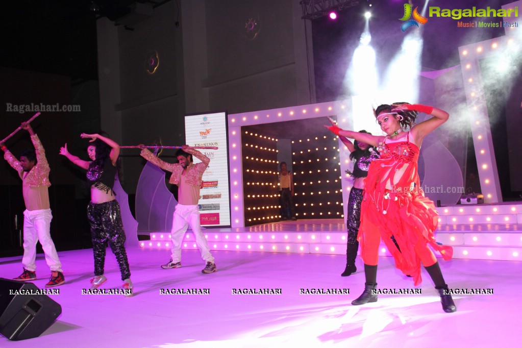 Launch of Aayana - The School of Dance by Rohan Rokade