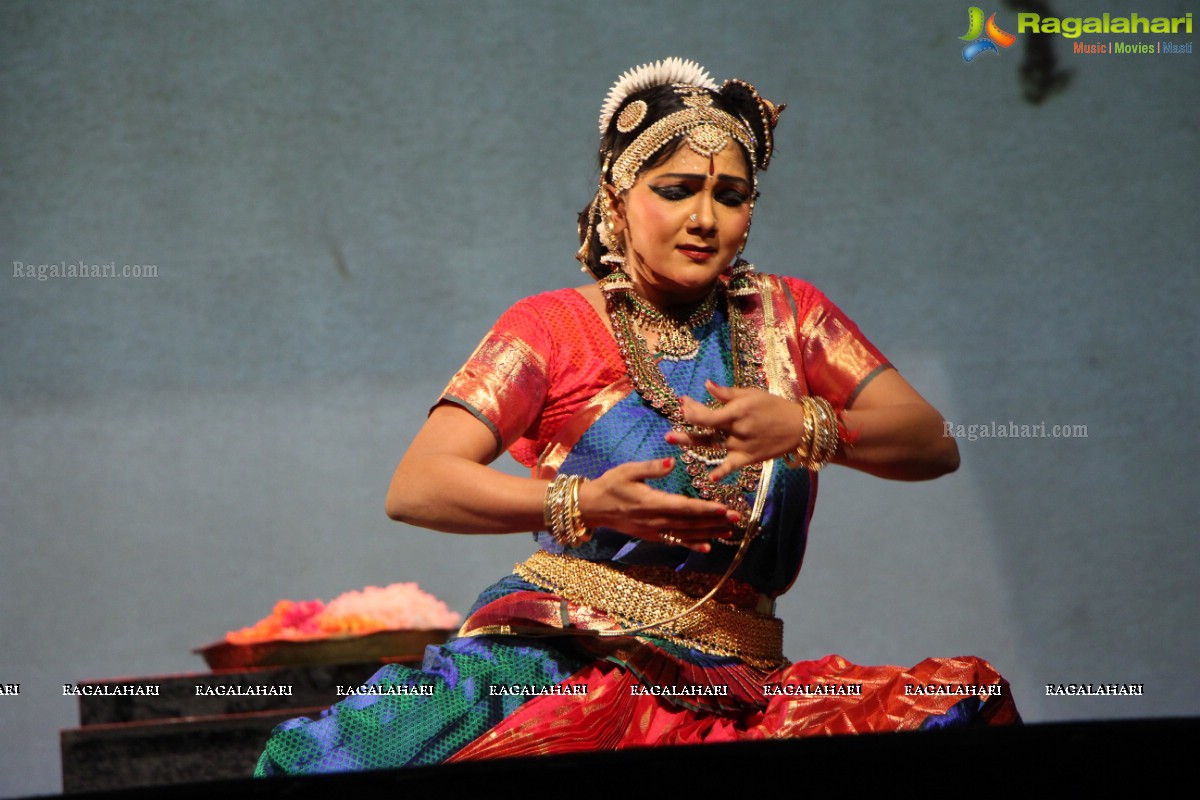 Antaram - A Dynamic Collage of Classical Dance and Theatre