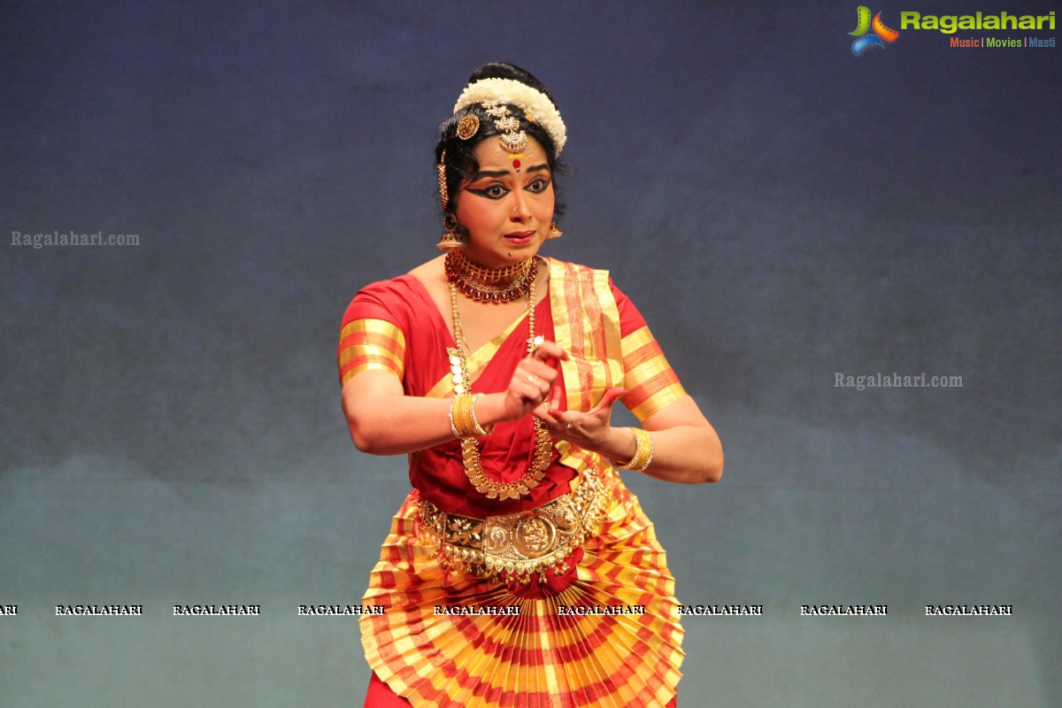 Antaram - A Dynamic Collage of Classical Dance and Theatre