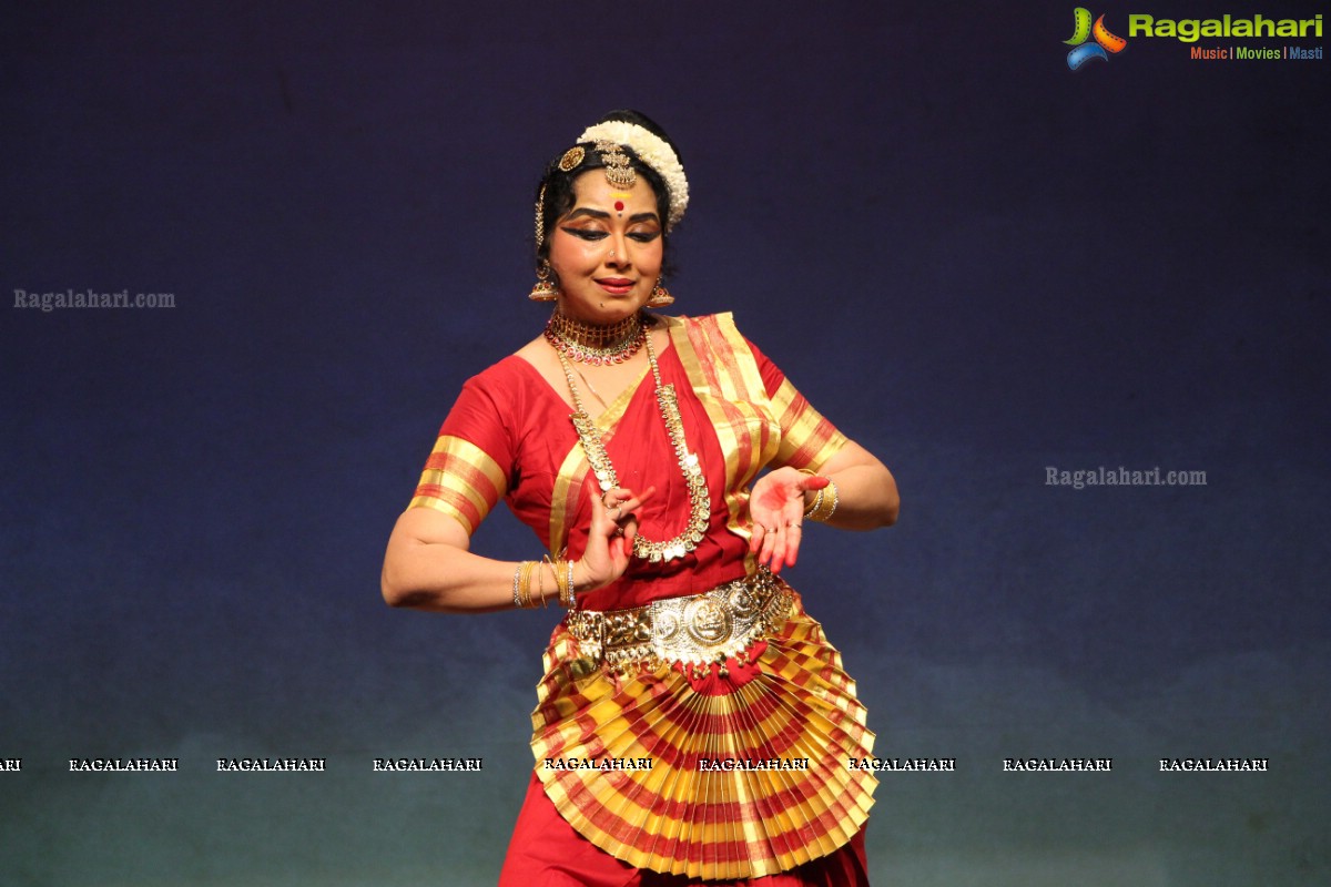 Antaram - A Dynamic Collage of Classical Dance and Theatre