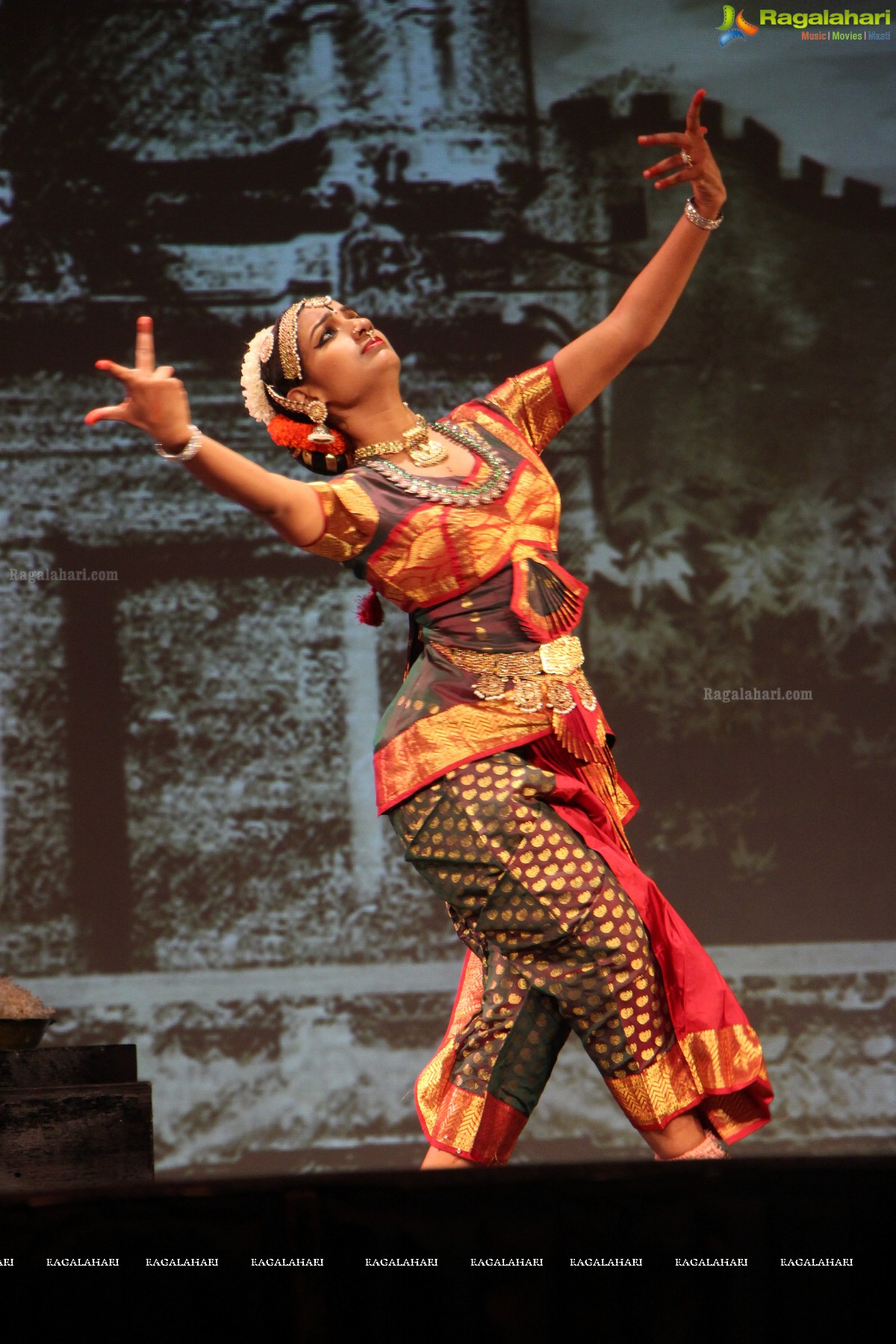 Antaram - A Dynamic Collage of Classical Dance and Theatre