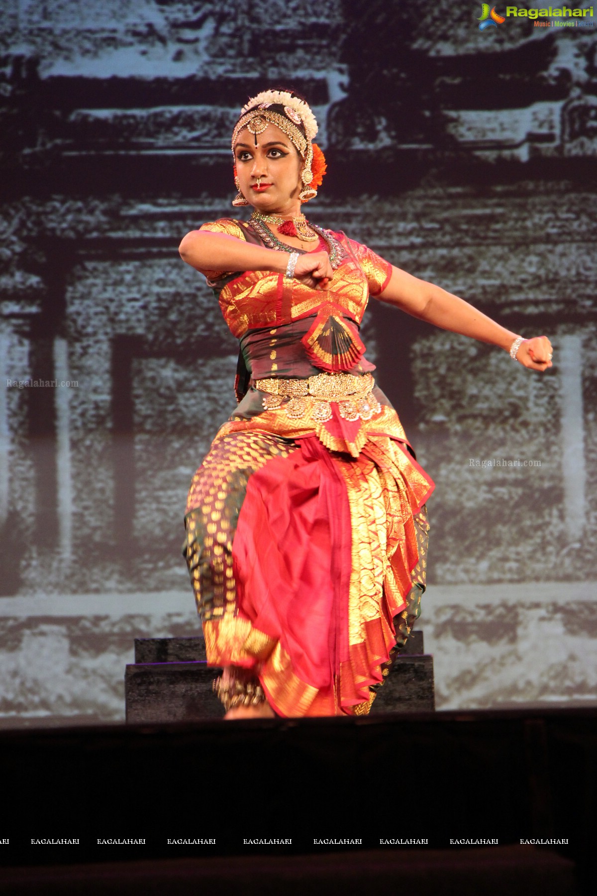 Antaram - A Dynamic Collage of Classical Dance and Theatre