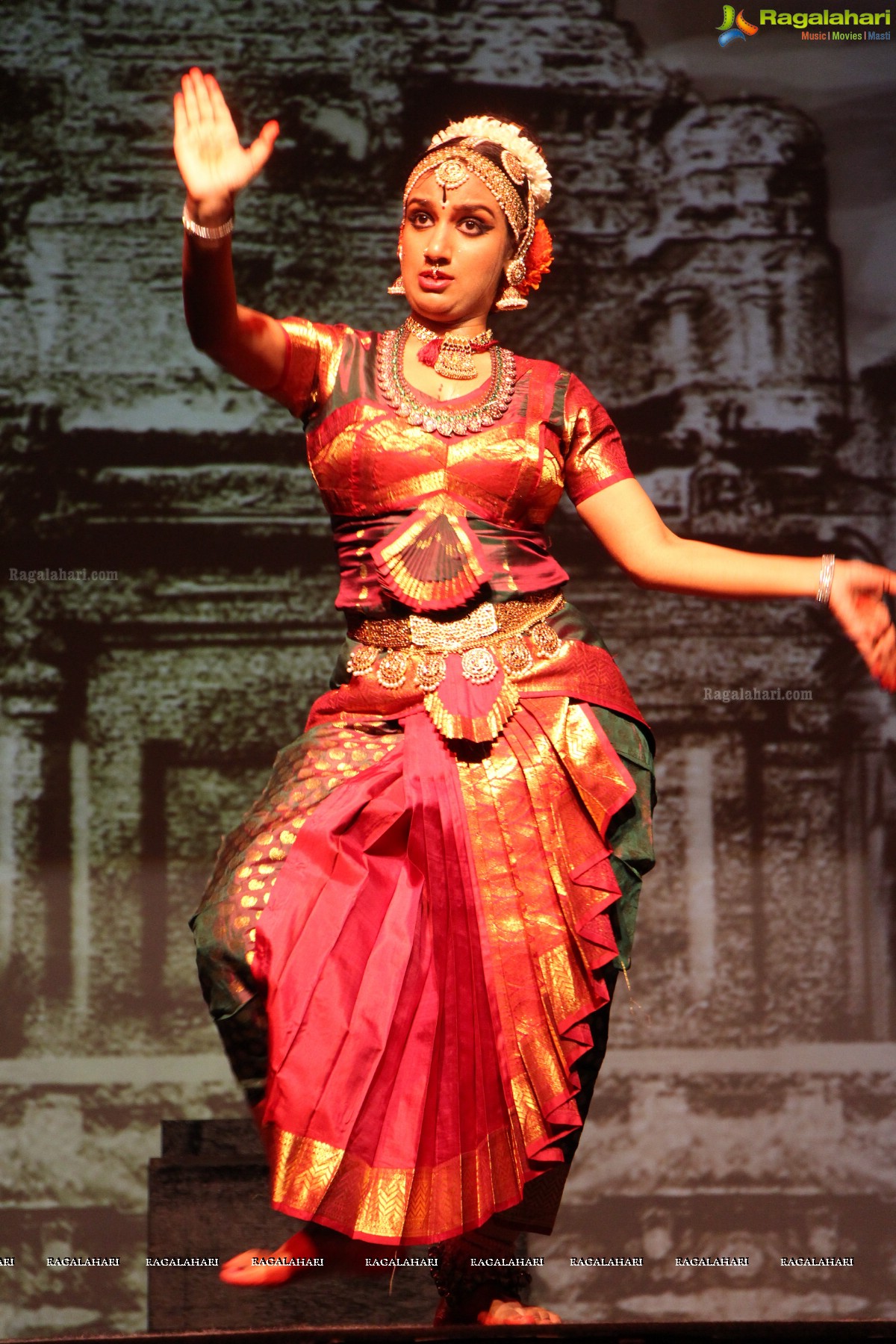 Antaram - A Dynamic Collage of Classical Dance and Theatre