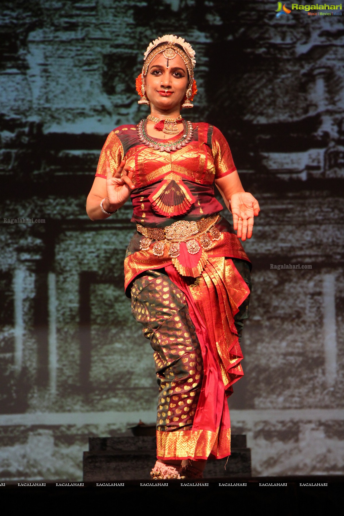 Antaram - A Dynamic Collage of Classical Dance and Theatre