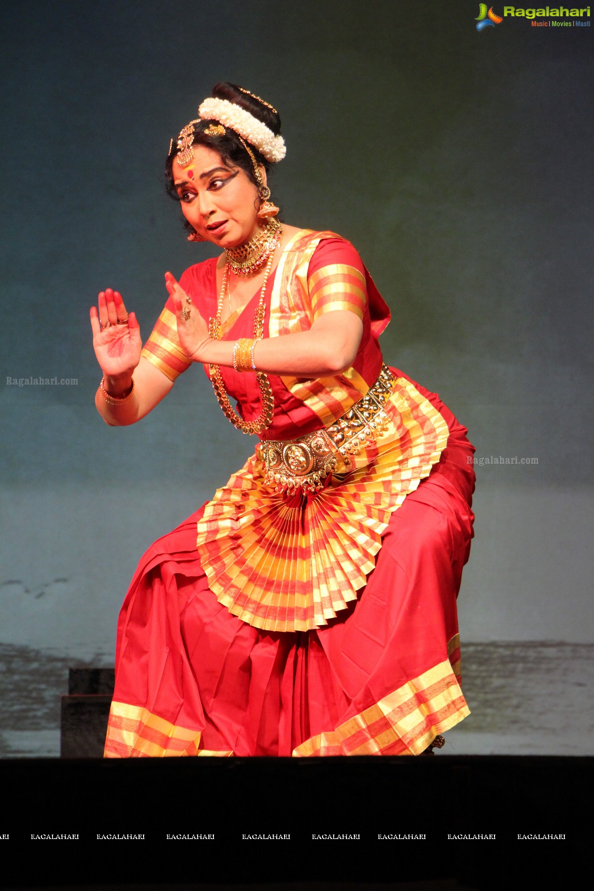 Antaram - A Dynamic Collage of Classical Dance and Theatre