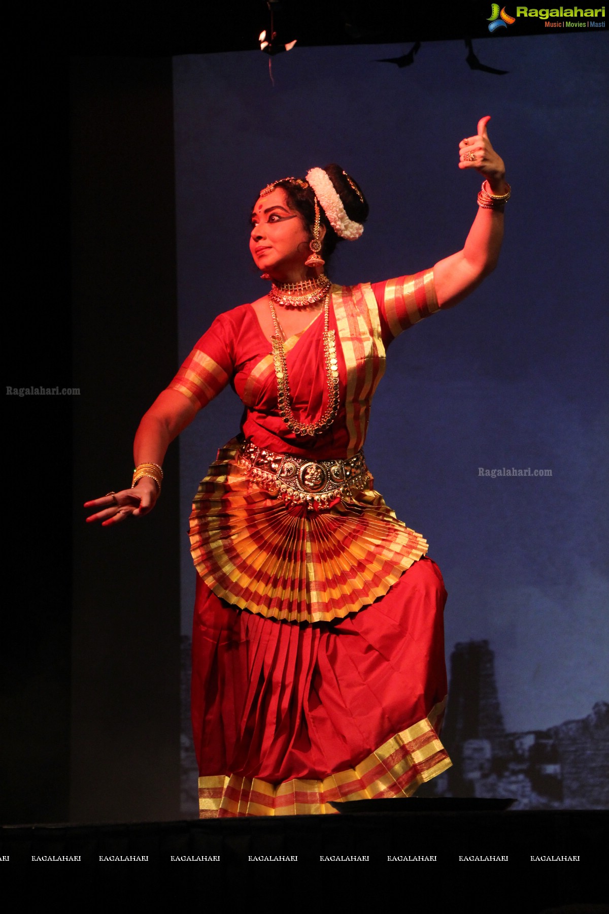 Antaram - A Dynamic Collage of Classical Dance and Theatre