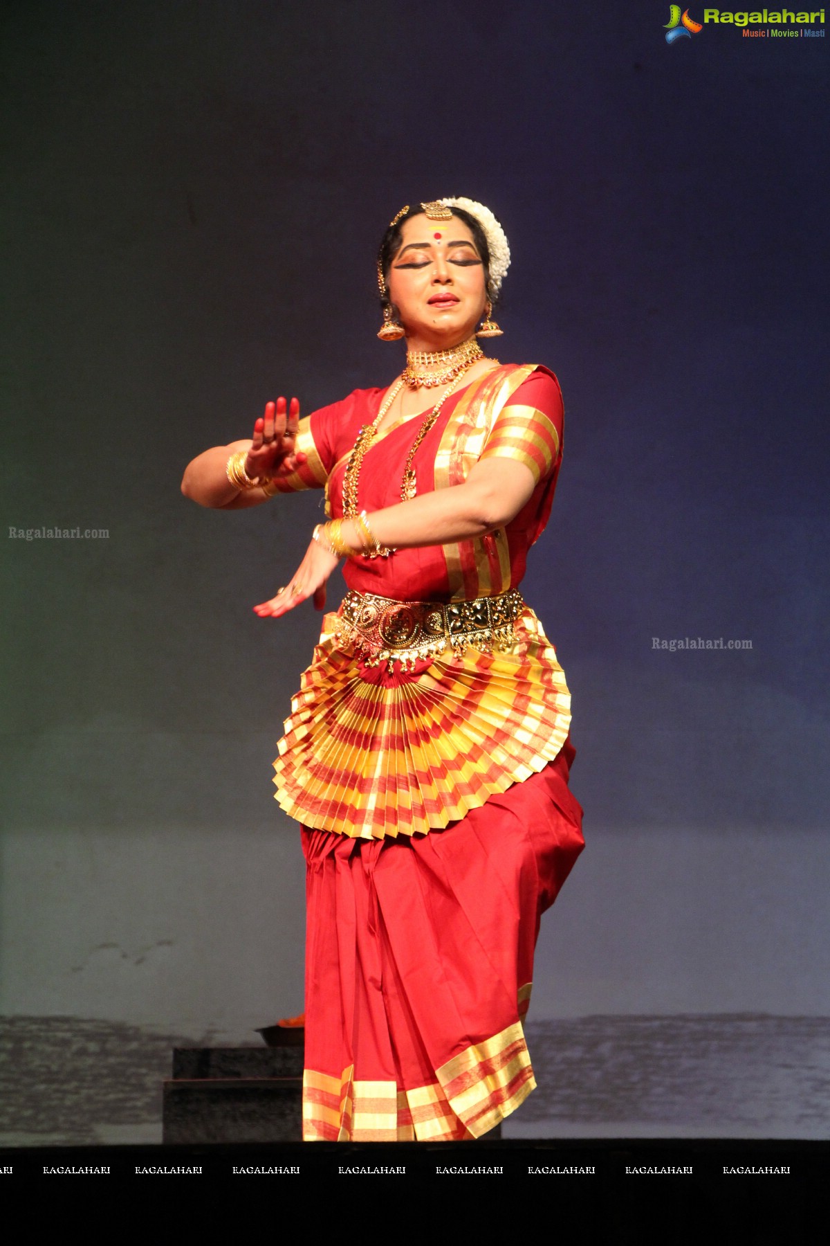 Antaram - A Dynamic Collage of Classical Dance and Theatre