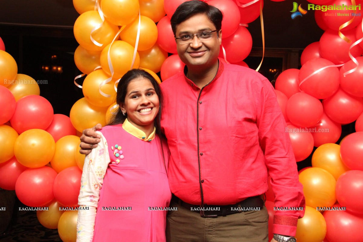 10th Wedding Anniversary Party of Anup Kedia-Shikha Kedia at Palace Heights