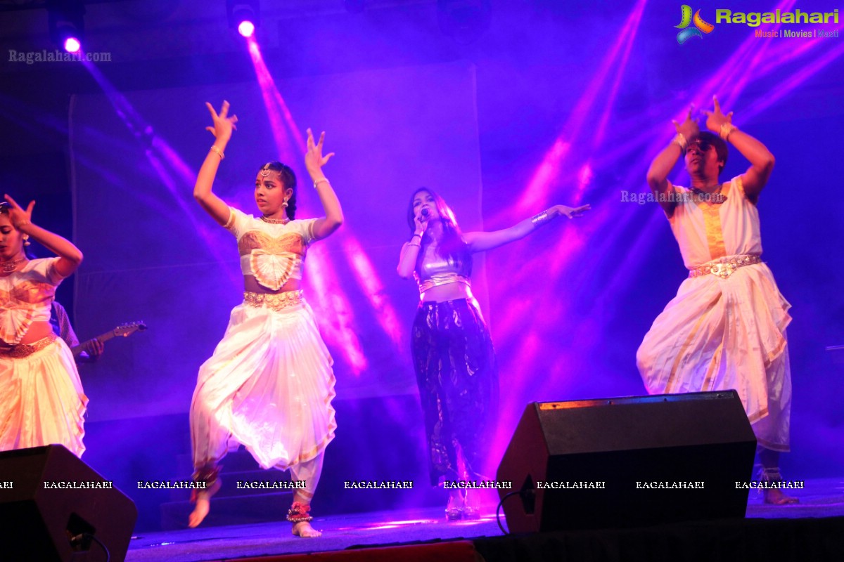 Bhavana Reddy Faces Performance at Cyber City Conventions