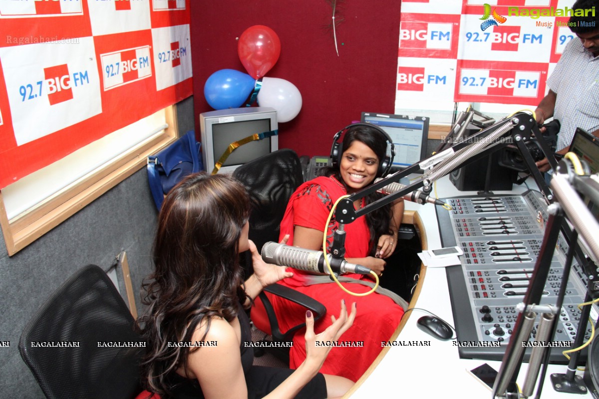 Regina Cassandra at 92.7 BIG FM Full Volume