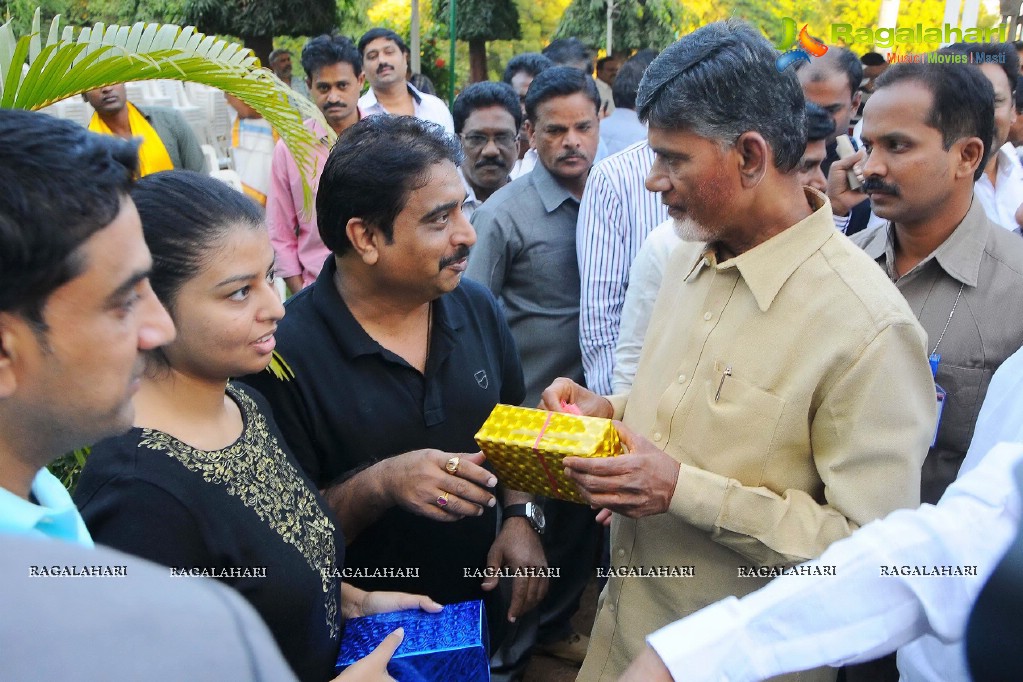 Chandrababu Naidu launches Blu-C Android Phone