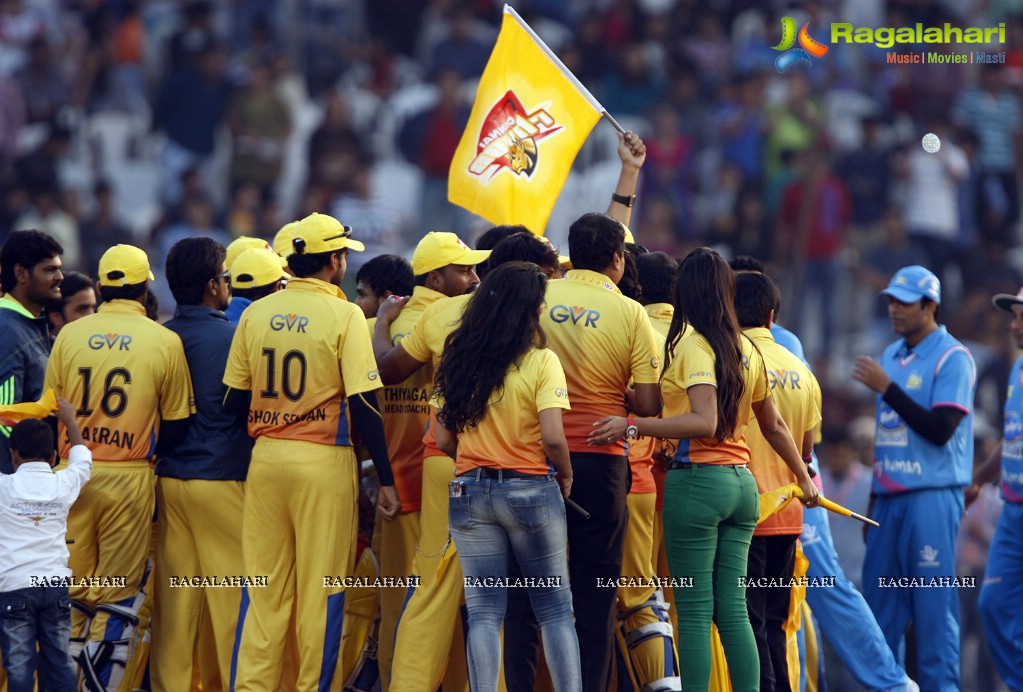 CCL 5 - Mumbai Heroes Vs Chennai Rhinos