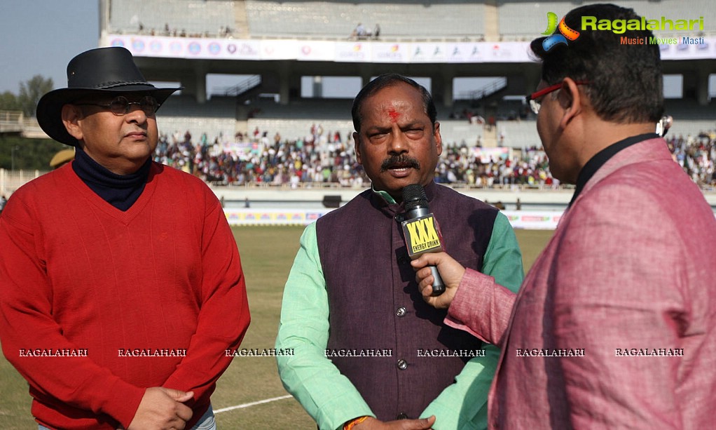 CCL 5 - Mumbai Heroes Vs Kerala Strikers