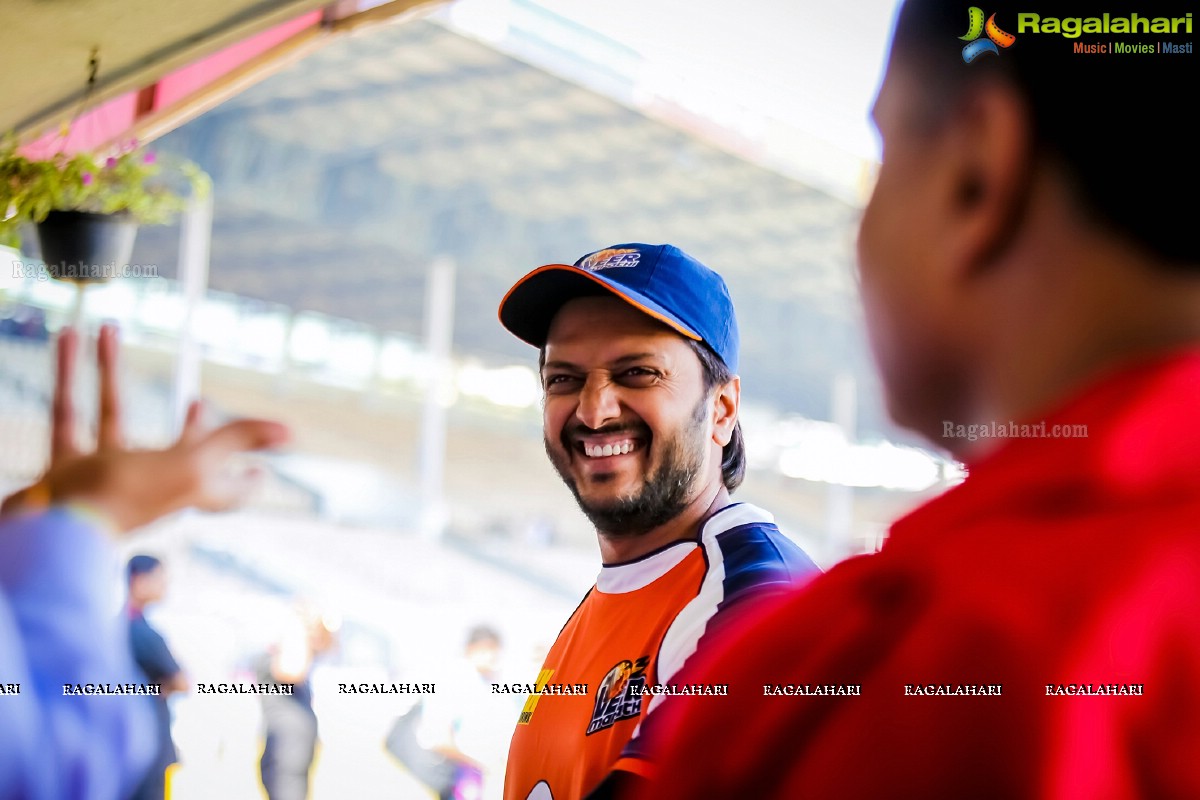 CCL 5 - Mumbai Heroes Vs Veer Marathi