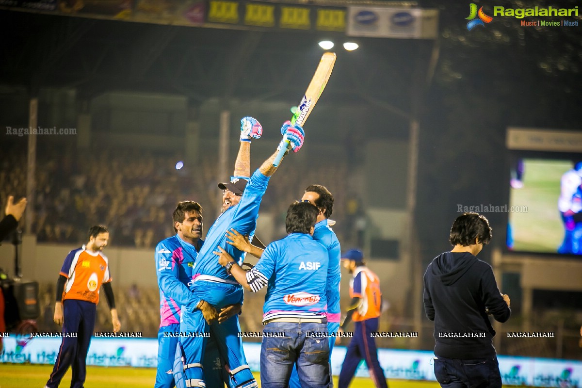 CCL 5 - Mumbai Heroes Vs Veer Marathi