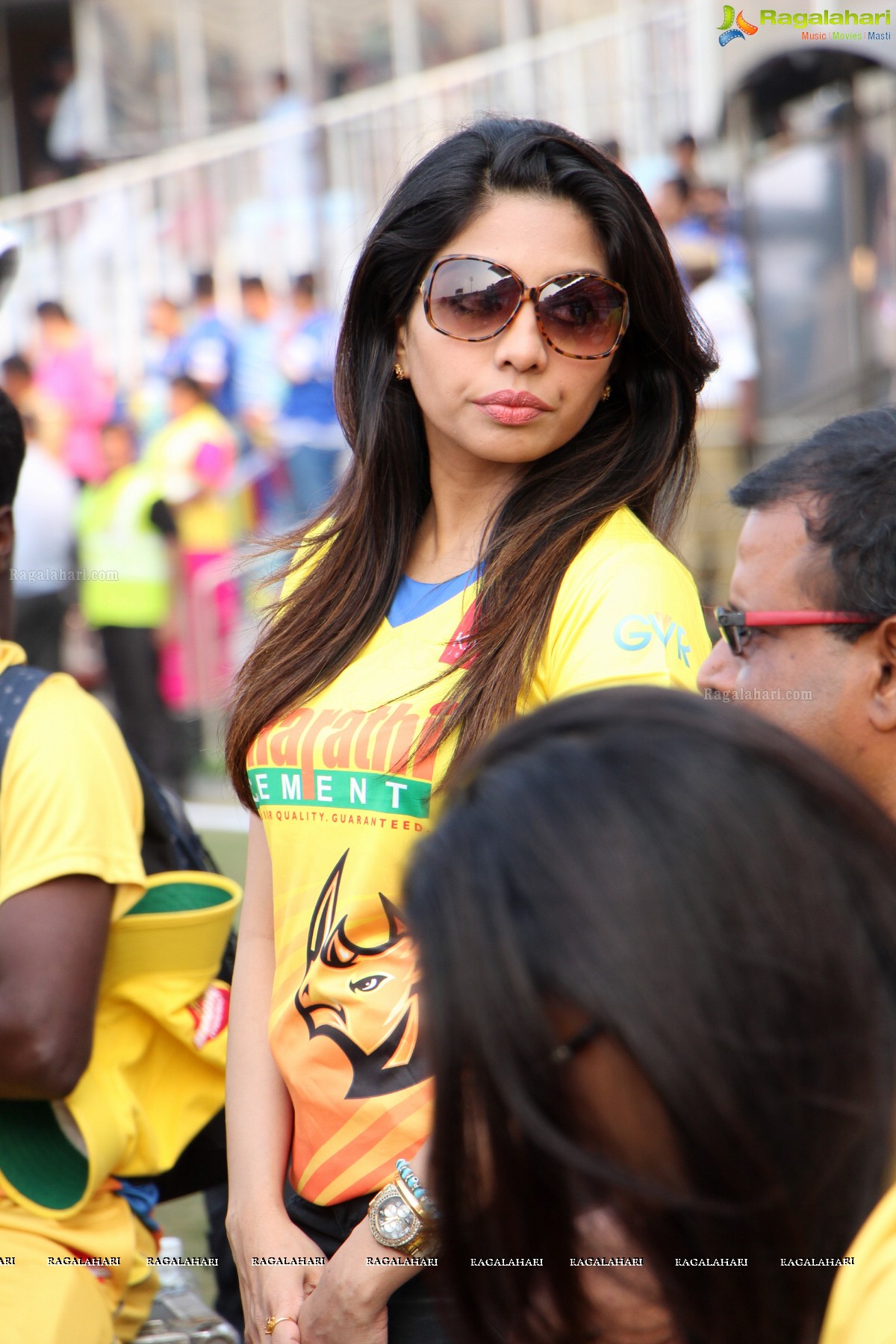 CCL 5 Semi Final 1 - Chennai Rhinos Vs Karnataka Bulldozers