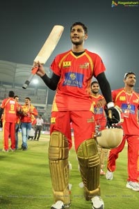 Telugu Warriors Vs Mumbai Heroes