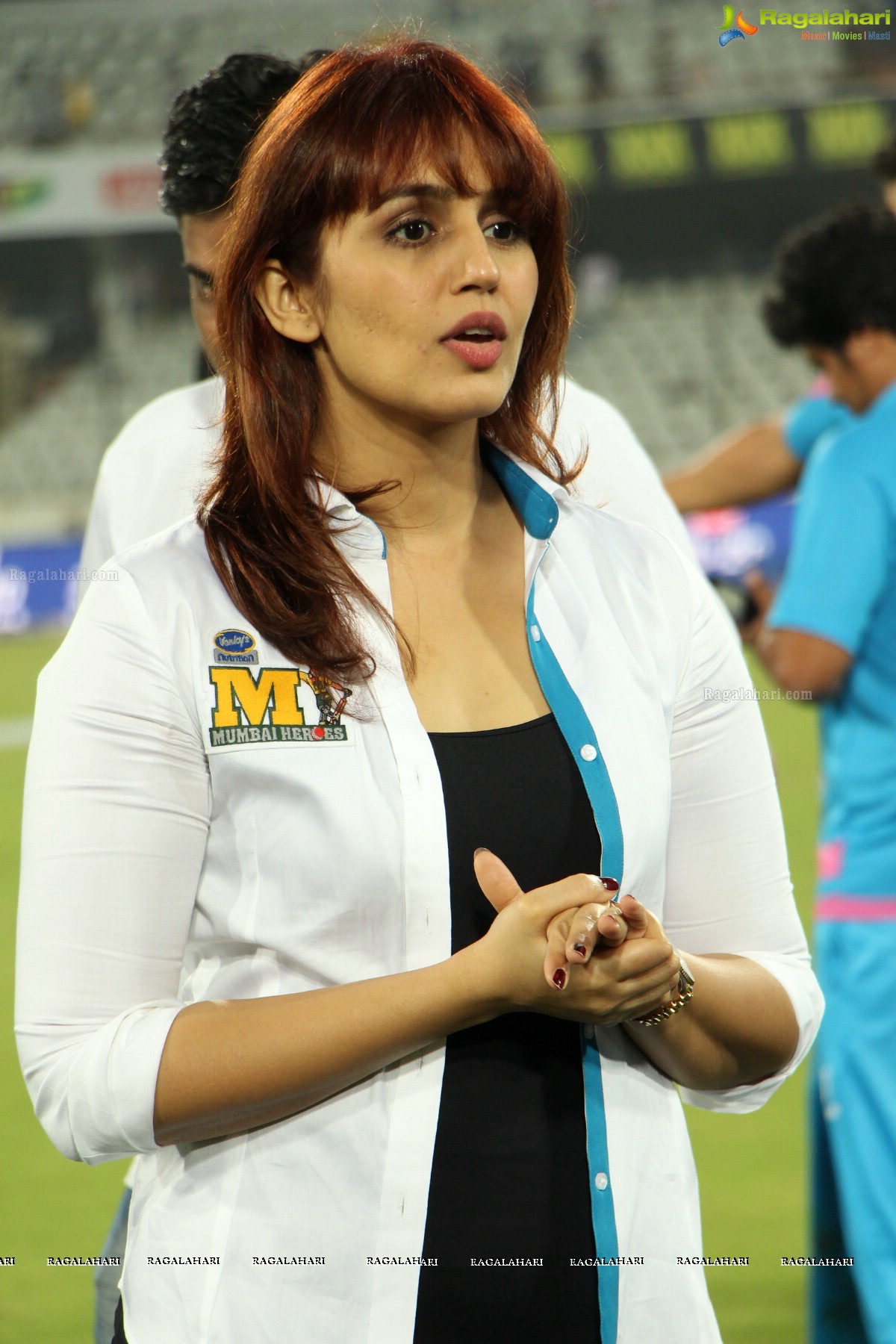 CCL 5 Semi Final 2 - Telugu Warriors Vs Mumbai Heroes