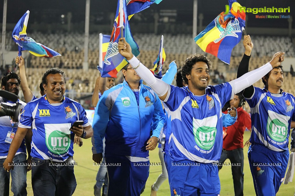 CCL 5 - Karnataka Bulldozers Vs Bhojpuri Dabanggs