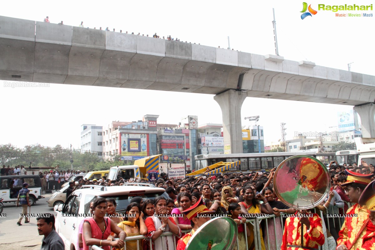 Regina Cassandra launches Chennai Shopping Mall at Kukatpally, Hyderabad