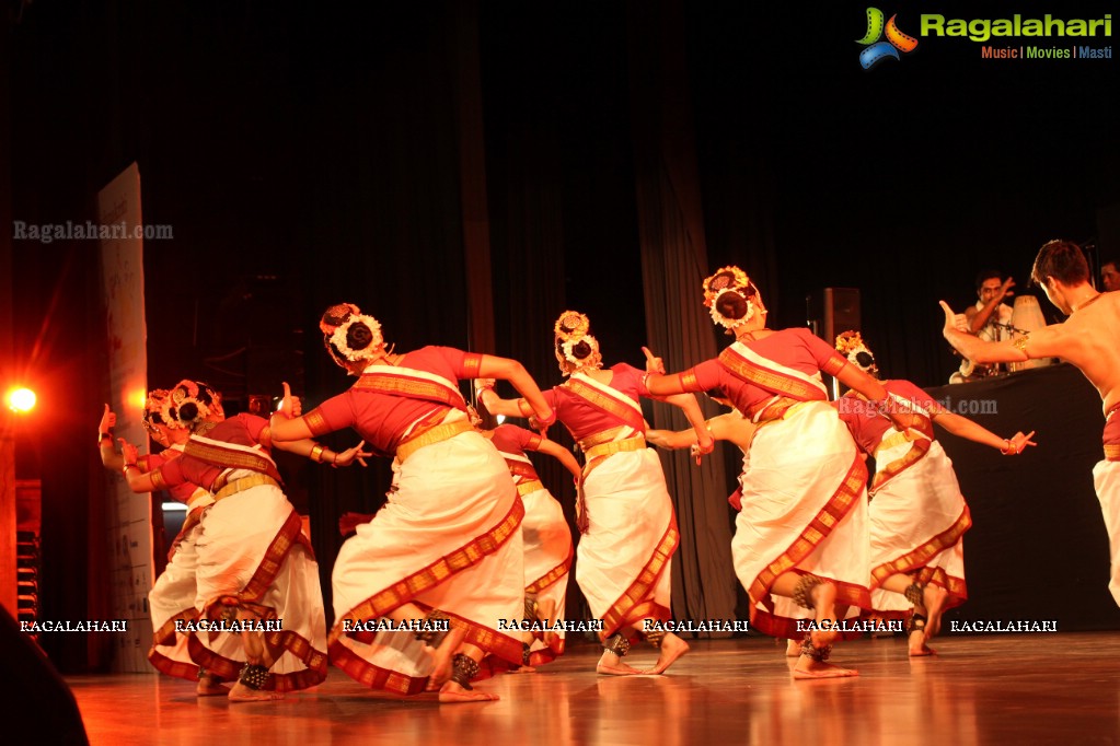 Sampradayam - Dance Performance by Mallika Sarabhai Troupe