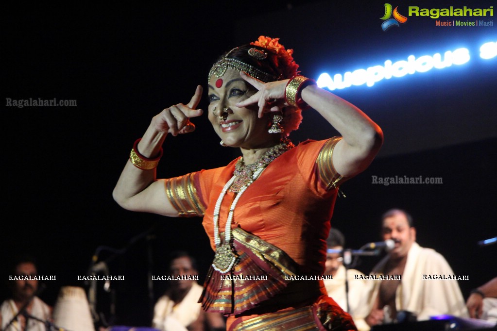 Sampradayam - Dance Performance by Mallika Sarabhai Troupe