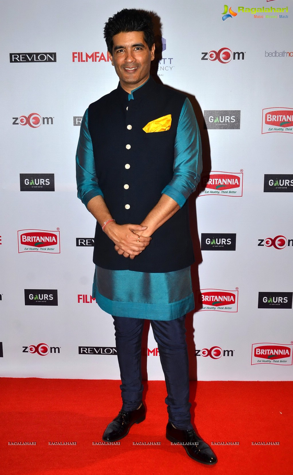 Celebs at the Red Carpet of '60th Britannia Filmfare Awards 2014'