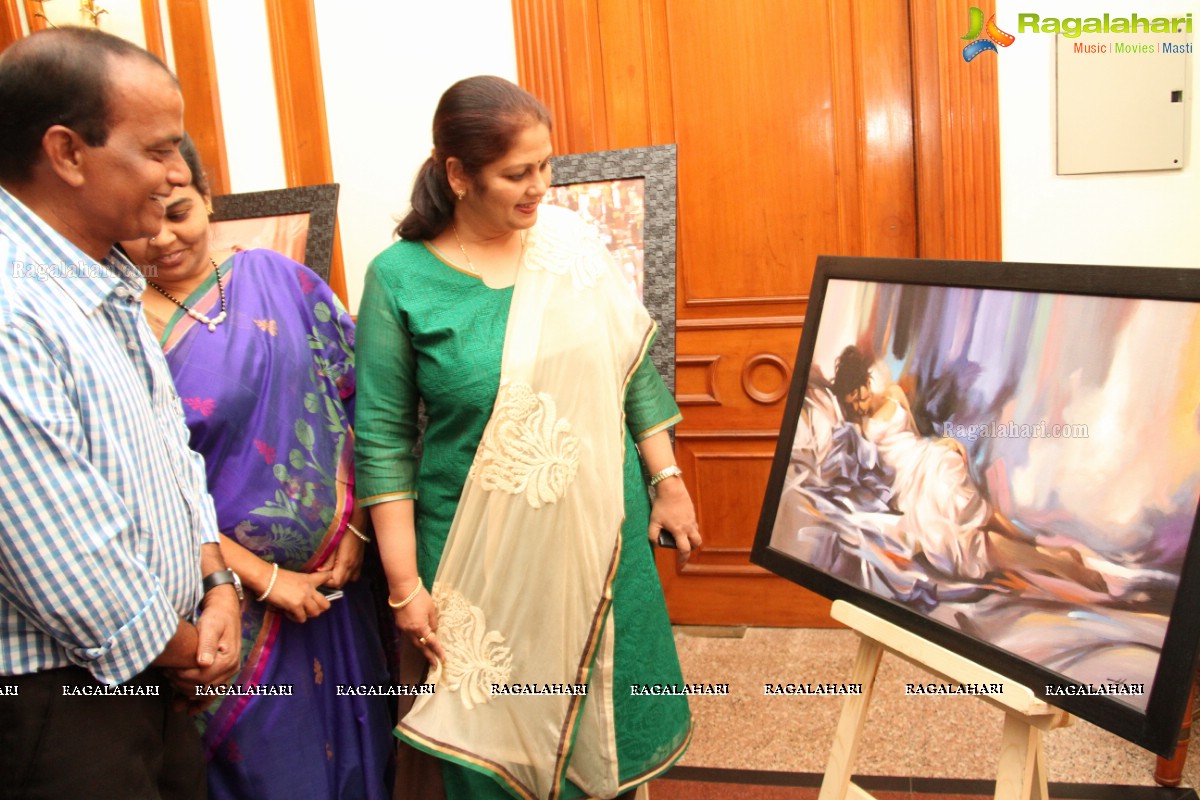 Jayasudha inaugurates Art Exhibition by Hari at Taj Deccan