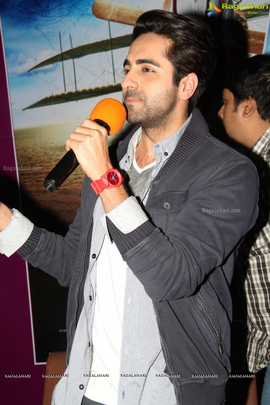 Ayushmann Khurrana visits Manjeera Mall, Kukatpally, Hyderabad