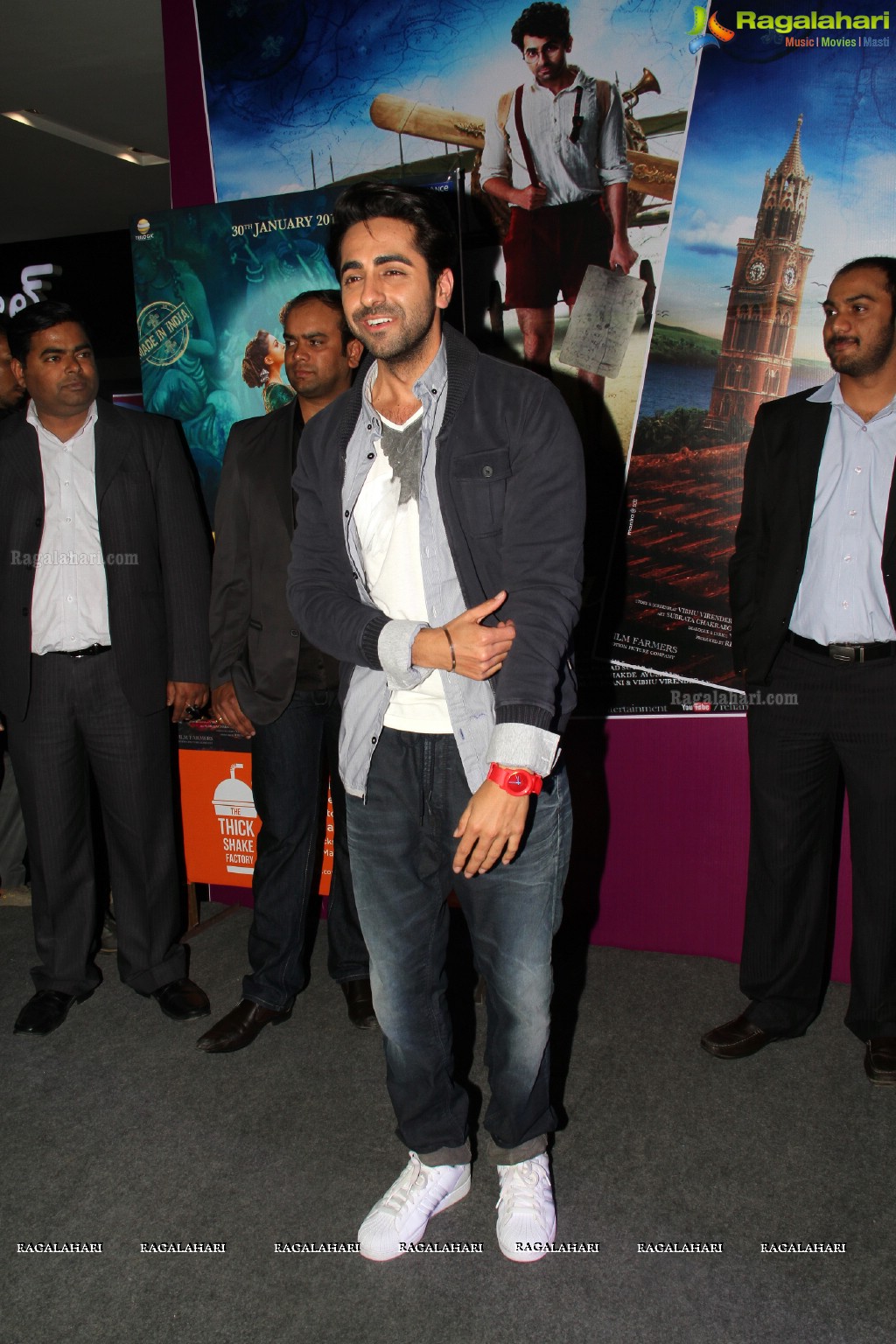 Ayushmann Khurrana visits Manjeera Mall, Kukatpally, Hyderabad