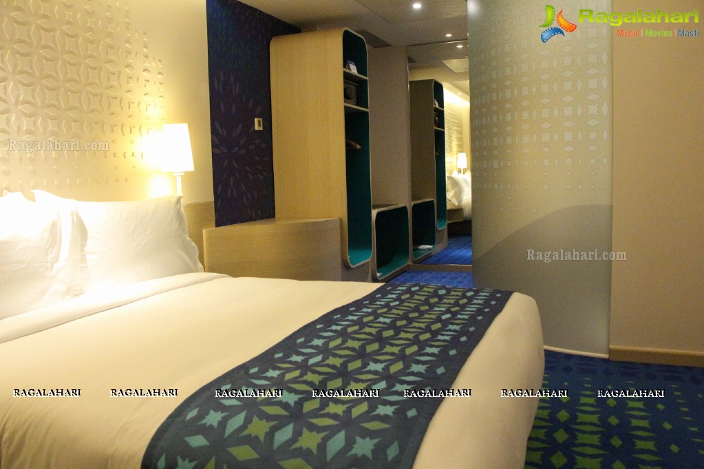 Holiday-lnn Express & Suites Launch, Hyderabad